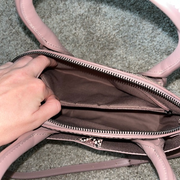 A New Day Small Mauve Snakeskin Crossbody Purse - Picture 7 of 9